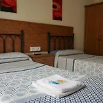 Castro Parrillada Hostel *