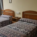 Castro Parrillada Hostel Samos