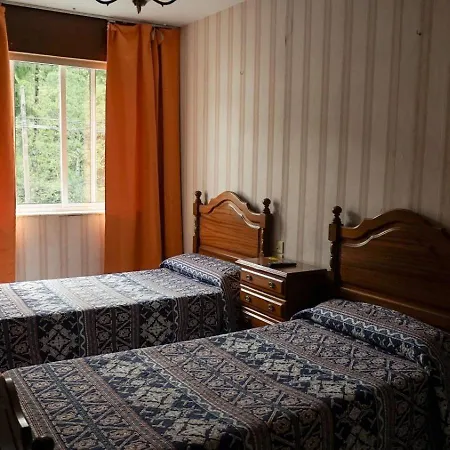 Hostel Castro Parrillada