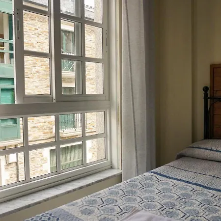 Castro Parrillada Hostel *