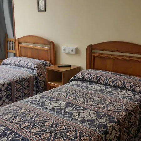 Castro Parrillada Hostel Samos