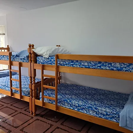 Hostel Castro Parrillada *