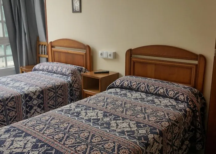 Castro Parrillada Vandrerhjem Samos