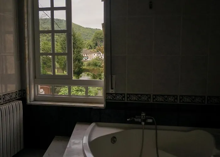 Castro Parrillada Sisam